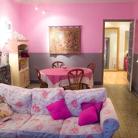 לינה וארוחת בוקר La Maison Du Bonheur טולון