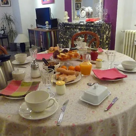 La Maison Du Bonheur לינה וארוחת בוקר *