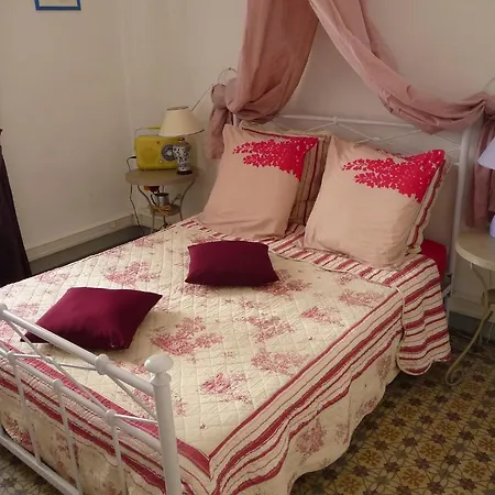 Bed & Breakfast La Maison Du Bonheur Toulon